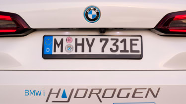 BMW iX5 Hydrogen badge